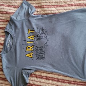 Ariat womens small t shirt